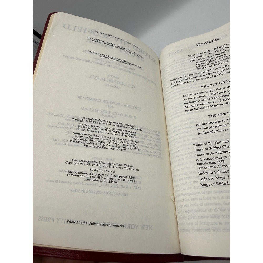 Oxford NIV Scofield Study Bible Burgundy New Scofield Study System 1984 Indexed - Picture 9 of 14